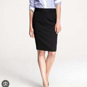 J.Crew NWT No. 2 Pencil Skirt Stretch Twill. Black. Size 2